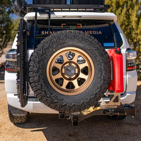 Overland Kitted Spare Tire Mount for MAXTRAX LITE Recovery Boards